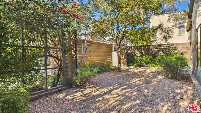 Photo - 3507 Marathon St