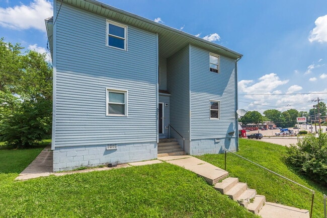 5211 Montgomery Rd Unidad C