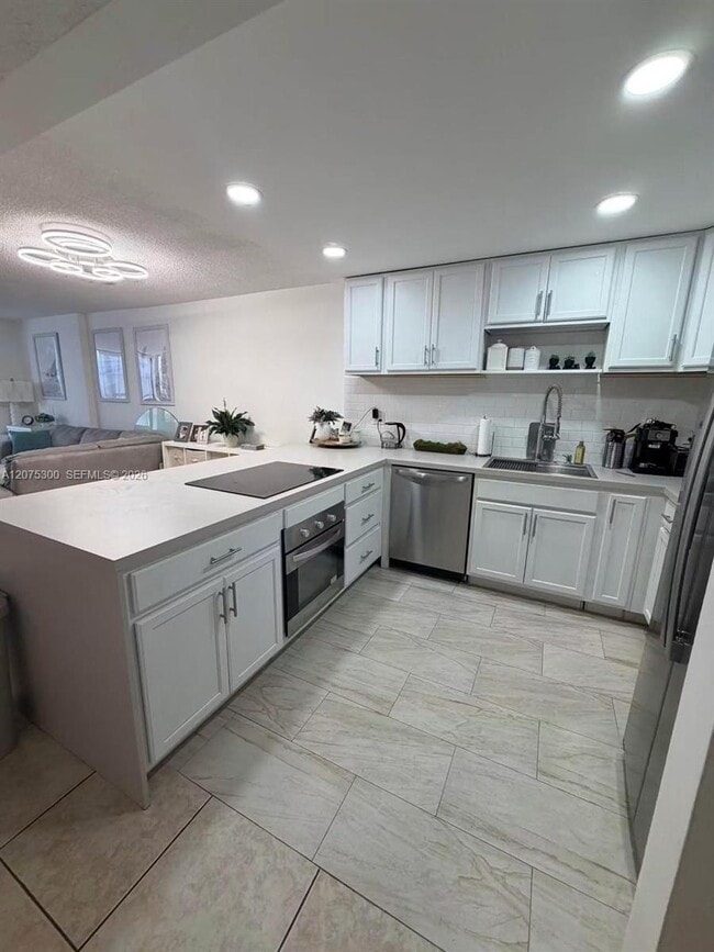 Photo - 200 Leslie Dr Unit 427