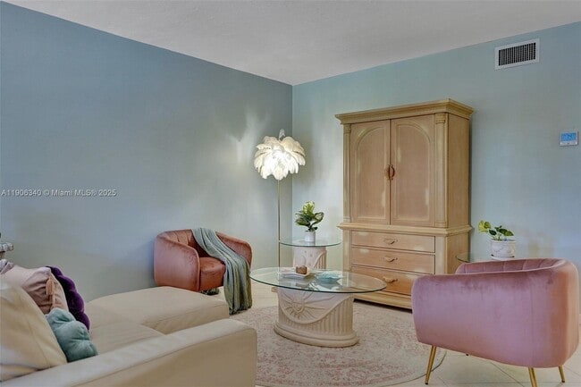 Photo - 300 Layne Blvd Unit 206