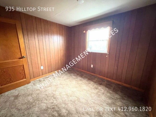 Photo - 935 Hilltop St House