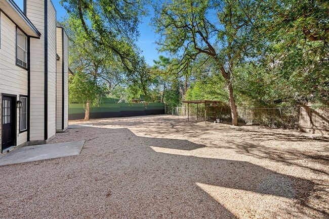 Photo - Newly Remodeled Duplex Great Location!