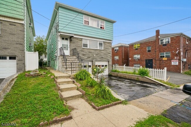 Building Photo - 51 Tremont Terrace