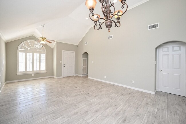 Photo - 6607 W T C Jester Blvd