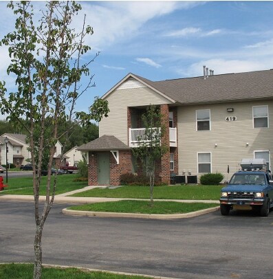 Arbor Ridge Apartments - Arbor Ridge Apartments