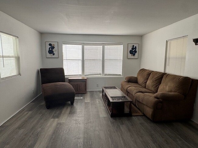 339 Thunderbird Ln