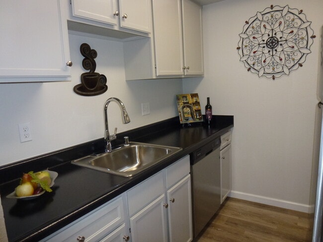 Kitchen Sink - 9523 NE 180th St Unit A-104