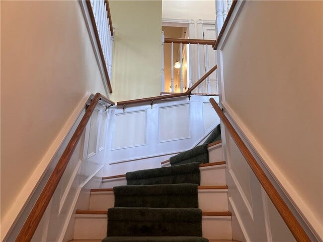 11 Admiral Kalbfus Rd