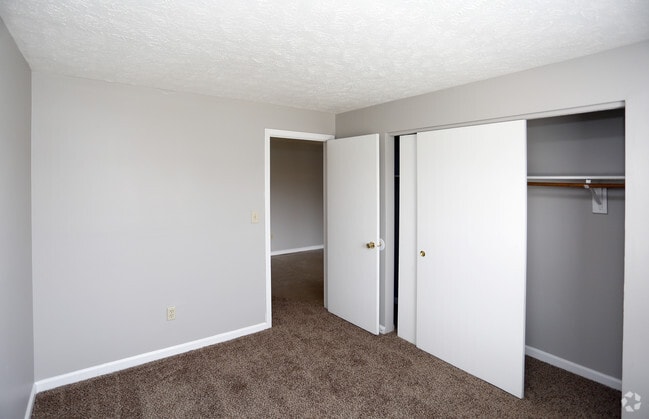 1st Bedroom/2BR, 1BA - 845 SF