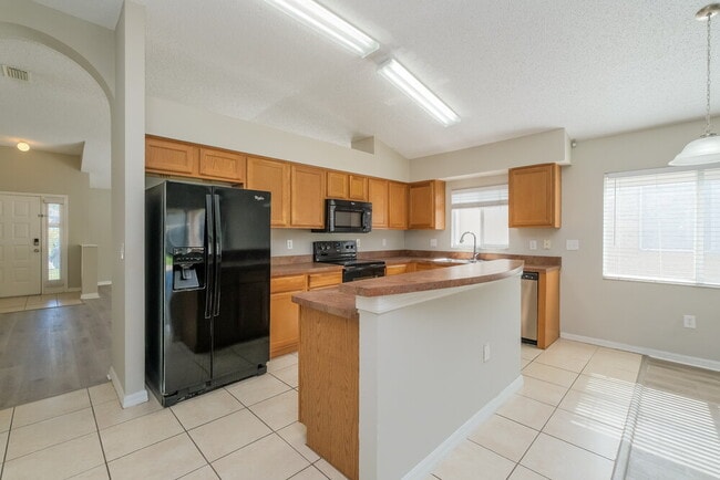 3123 Summer House Dr