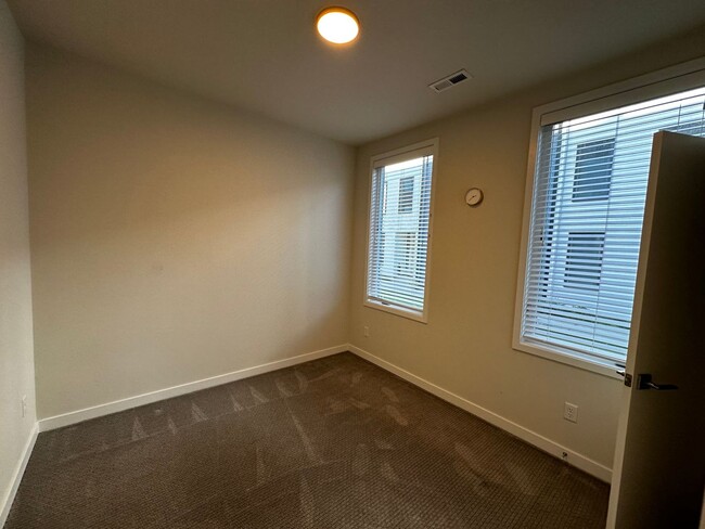 Photo - 6642 SE 16th Ave
