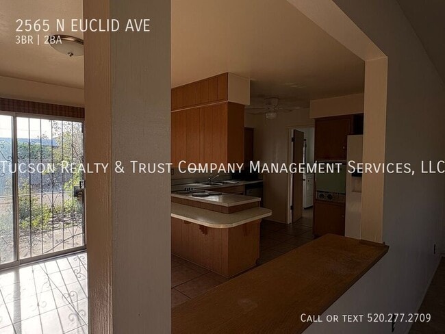 Photo - 2565 N Euclid Ave