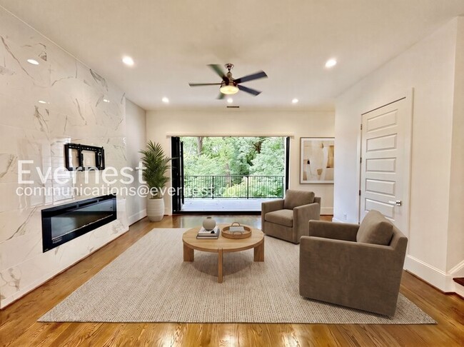 Photo - 5-Bed/4-Bath/Voucher Accepted/Available Now!