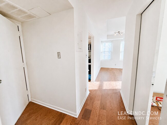 Photo - 1133 13th St NW Unit #605
