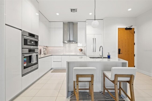 Photo - 777 3rd Ave N Unidad 1701