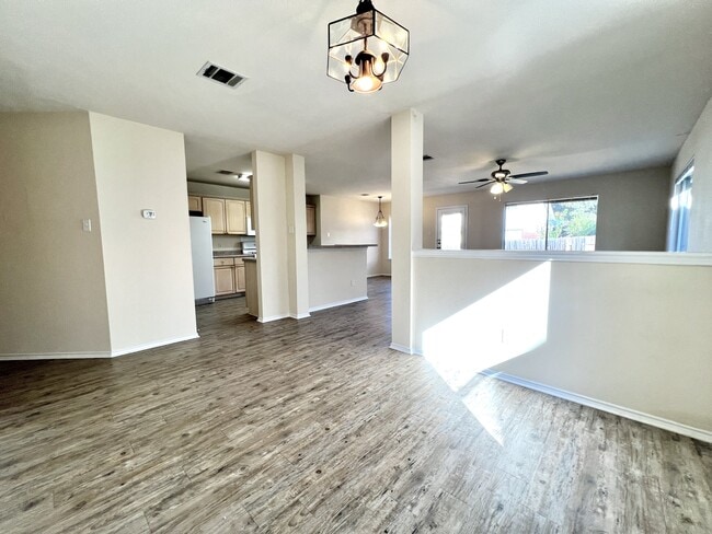 Photo - 1505 Merrell Cove