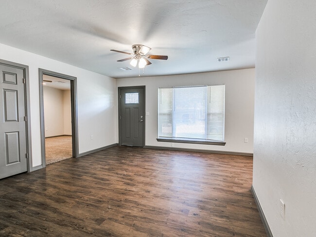 Photo - 2416 NW 42nd St