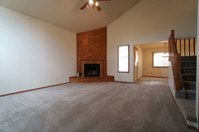 Photo - 1155 Popes Valley Dr