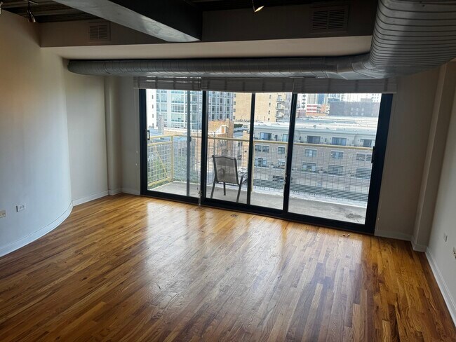 Photo - 1910 S Indiana Ave Condo Unit 523