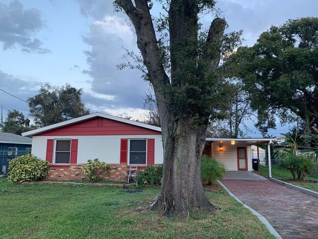 Photo - Available NOW ! - Single Family House in Orlando