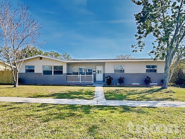 Building Photo - 5601 N 16th St