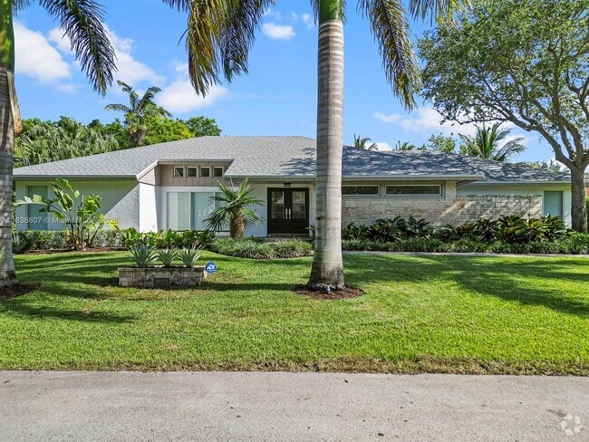 Building Photo - 7800 SW 181st Terrace Rental