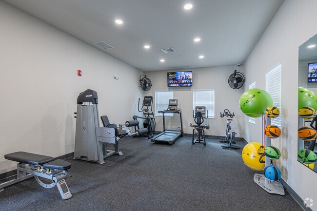 Gym - Legacy Oaks Apartments