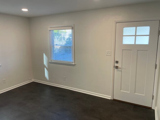 Photo - 2309 Walke St Unit B