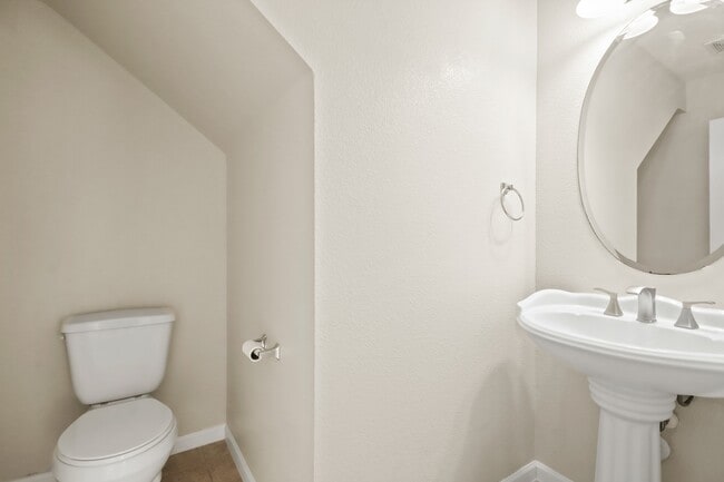 Photo - 1223 Grassy View Dr