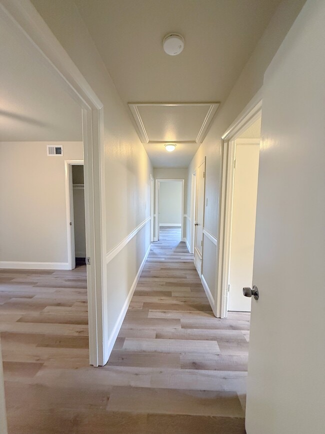 Photo - 1318 N Binkley St