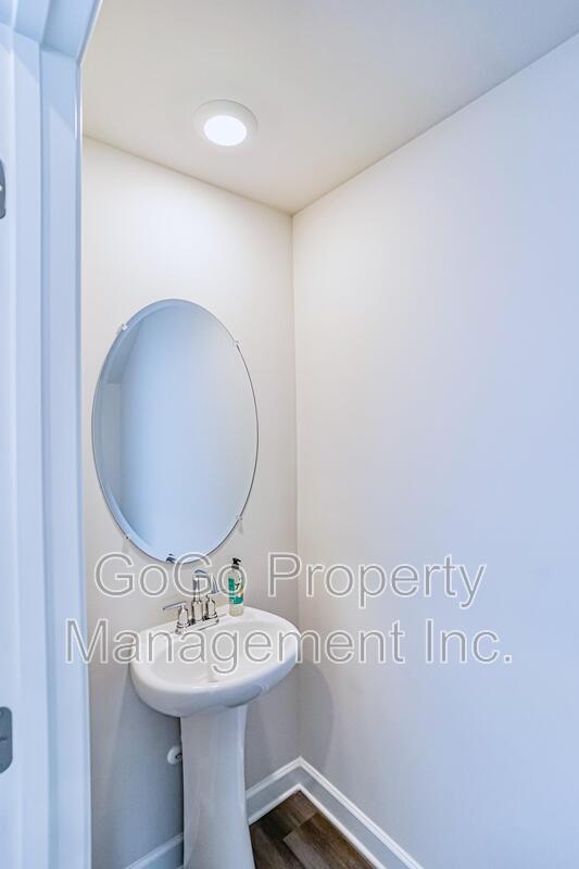 Photo - 126 Telford Dr