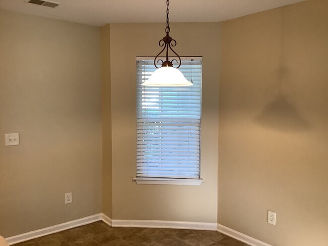 Photo - 7204 Weavers Way