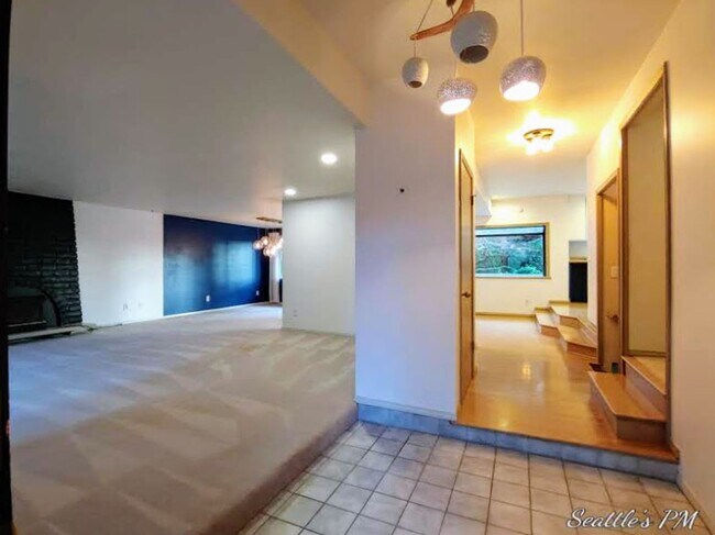 Photo - Amazing Edmonds Home in the Seaview  Neigh...