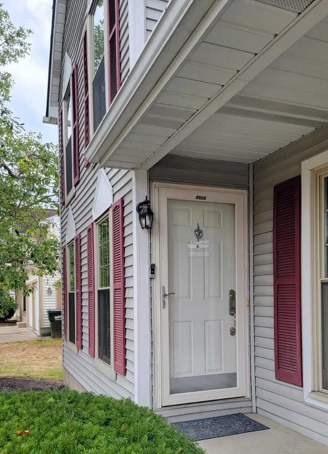 Photo - 6525 Blossomwood Cir NE