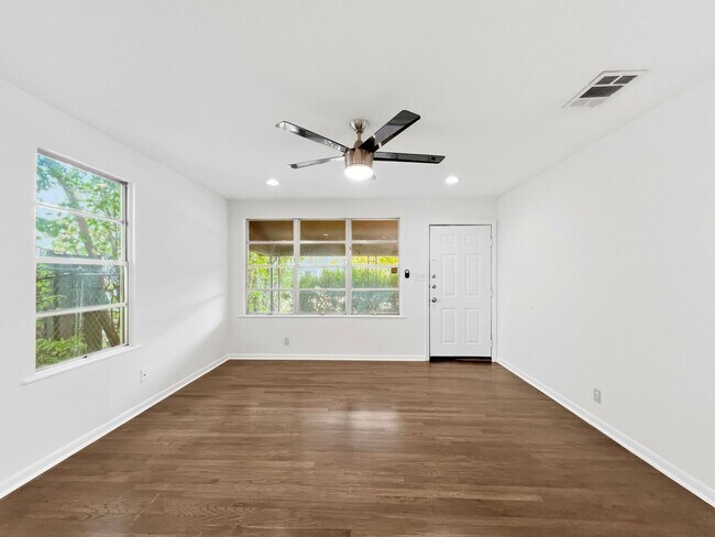 4508 Bennett Ave Unit A