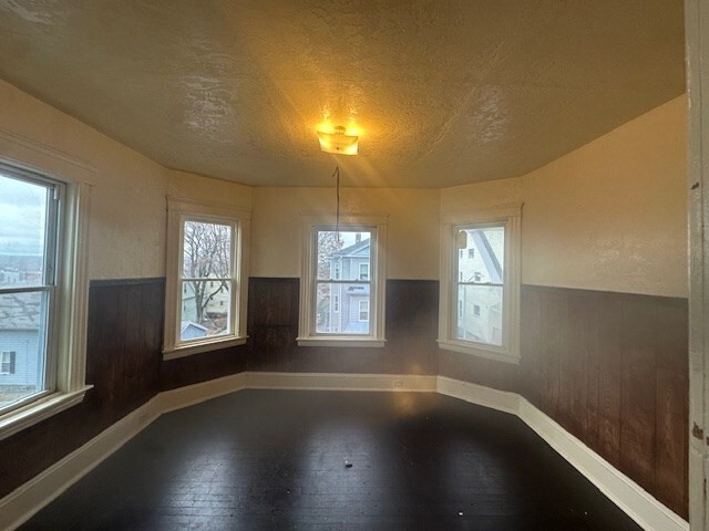 Building Photo - 42 E Worcester St Unit 3