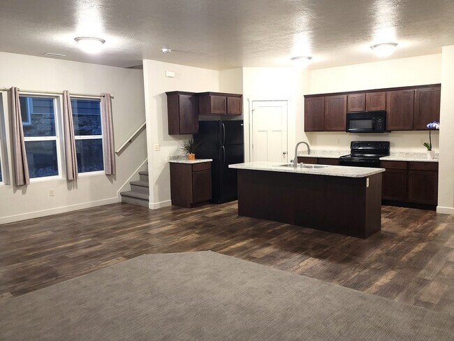 Photo - 5655 Island Ridge Dr