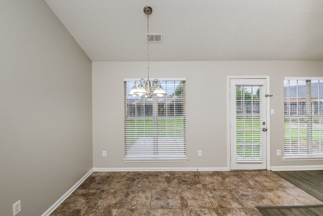 Photo - 7927 Nature Walk Dr