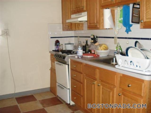 Photo - 103 Gordon St Unit G2