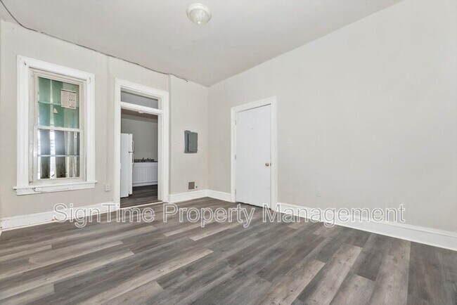 Photo - 220 Summit Ave Unit Apt 2R