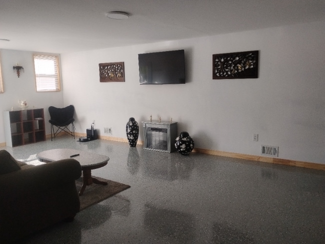 Building Photo - 3517 NY-12 Rental