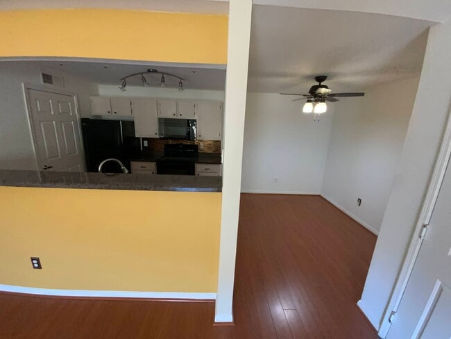 Photo - BLACK MTN AREA CLOSE TO FREEWAY! Large Henderson Condo in Big Horn Community