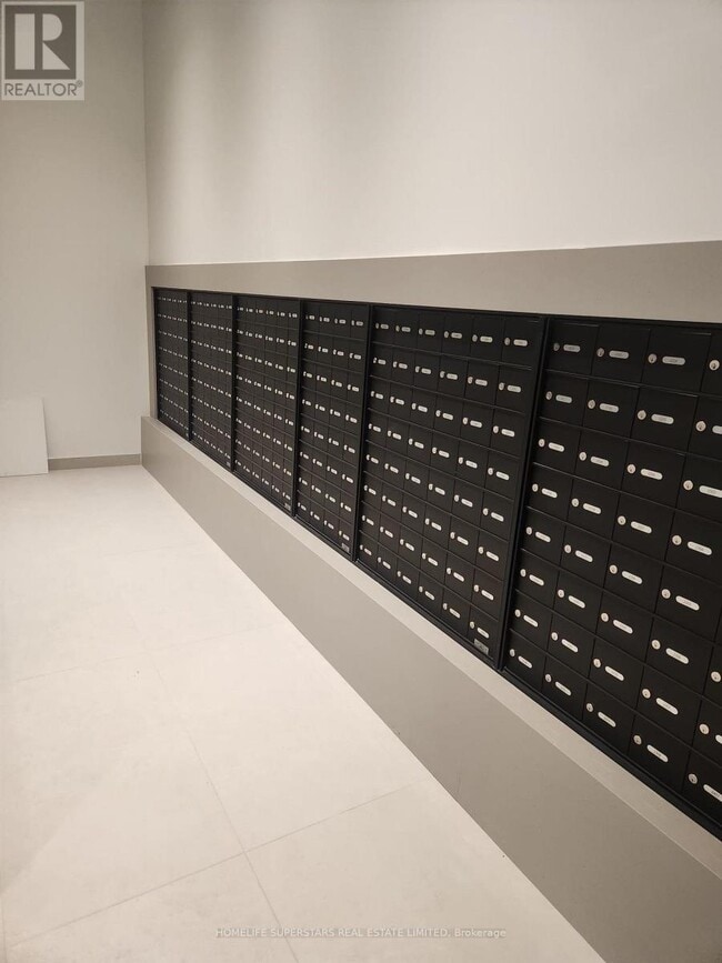 Photo - 2075 Lakeshore Rd. Unit 607