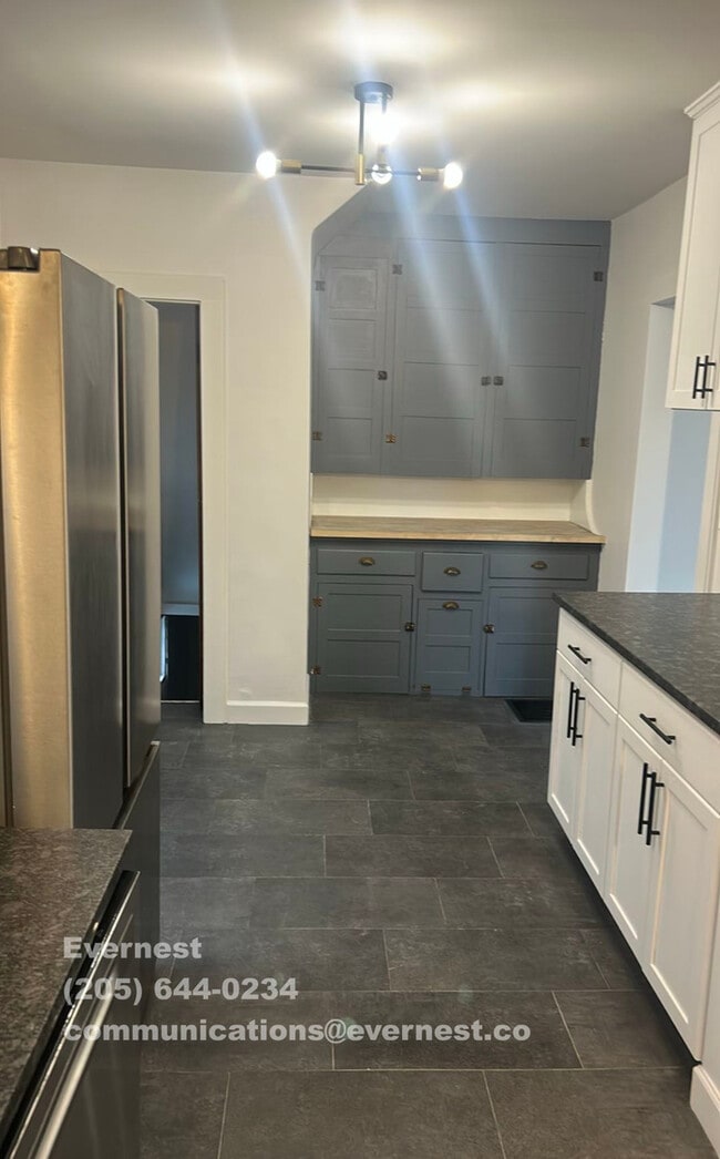 Photo - 2730 Elliott Ave