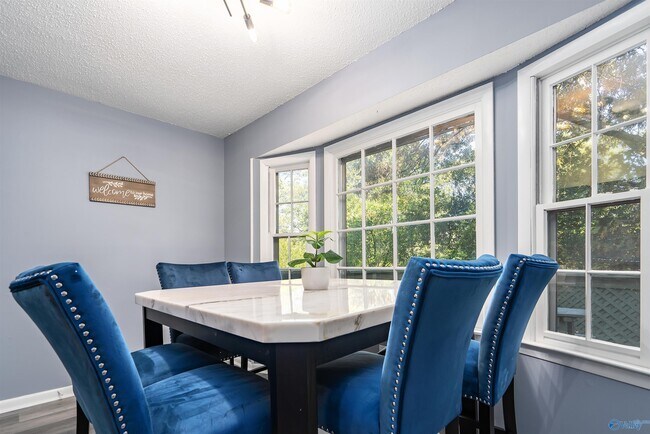 13115 Chaney Thompson Rd SE