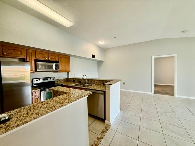 Photo - 271 SW Palm Dr Unit 304