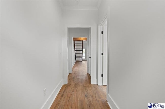 Photo - 501 W Cheves St