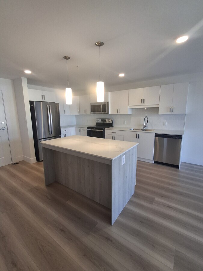 Photo - 805 Wetmore Rd Unité 100