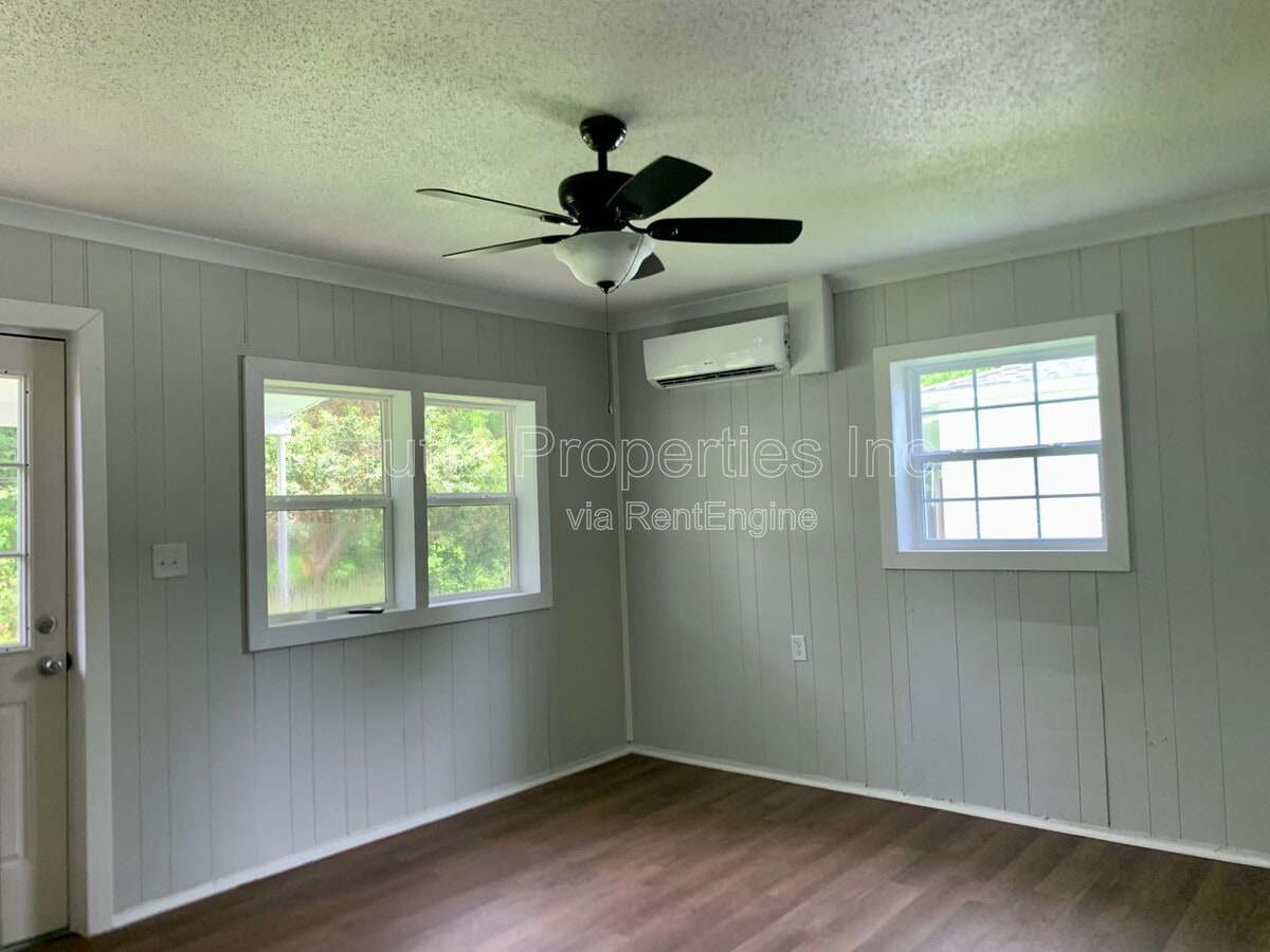 Photo - 516 S Connor St