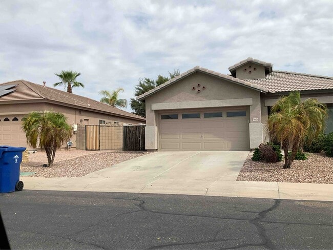 Building Photo - 14634 W Ventura St